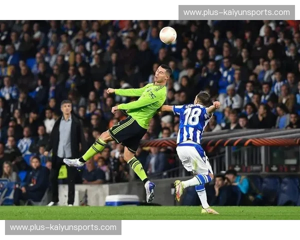 梦剧场的余晖与斑马军团的优雅:曼联vs尤文图斯,一场跨越时代的豪门博弈巅峰